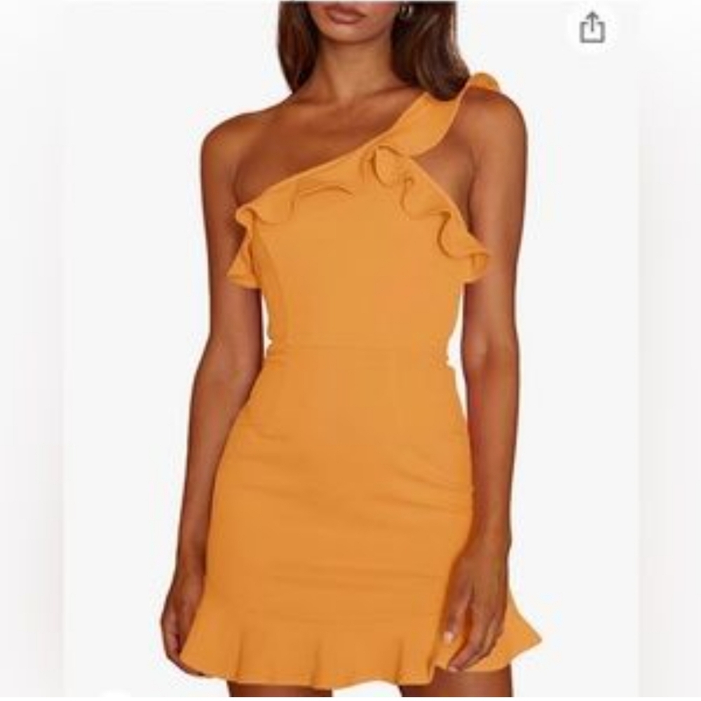 **NWOT**Over the shoulder dress